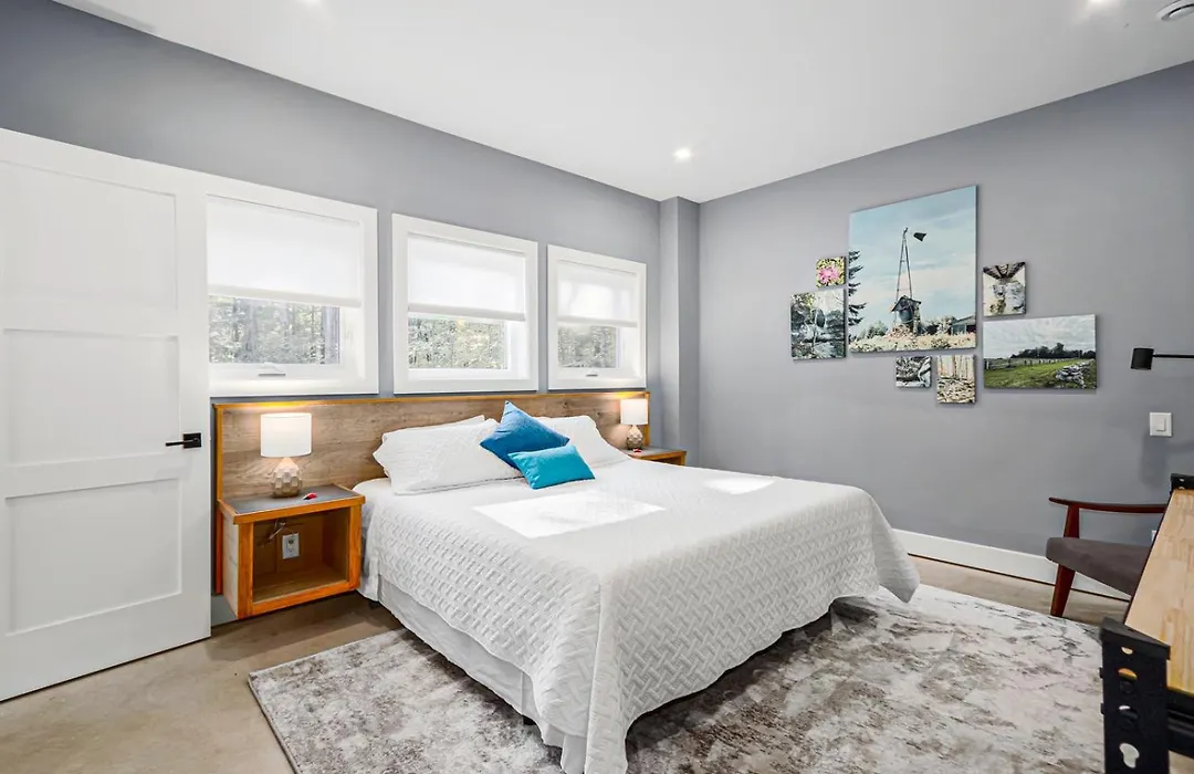 Sweet Woods Hill-1